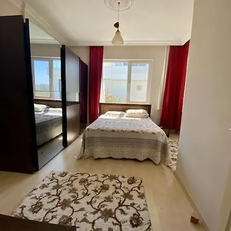 4 Summer Kundu Antalya *